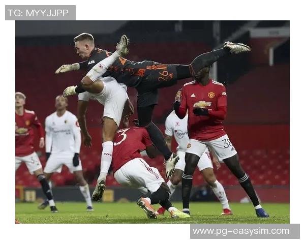 足总杯精彩对决拜仁狂胜曼联四球引发全场热议