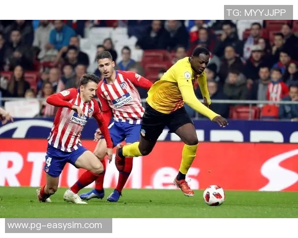 西甲激战：多特蒙德大胜尤文图斯乌龙球引发争议判罚全场沸腾