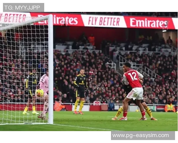 友谊赛精彩回顾皇马三球完胜曼联乌龙球引发争议与热议